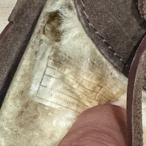 Ugg Australia Brown and Tan Slippers Women’s 8 - Picture 7 of 7